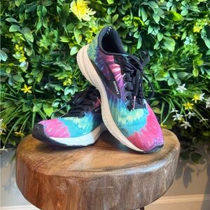 Brooks Women's Vibrant Tie-Dye Athletic Shoes